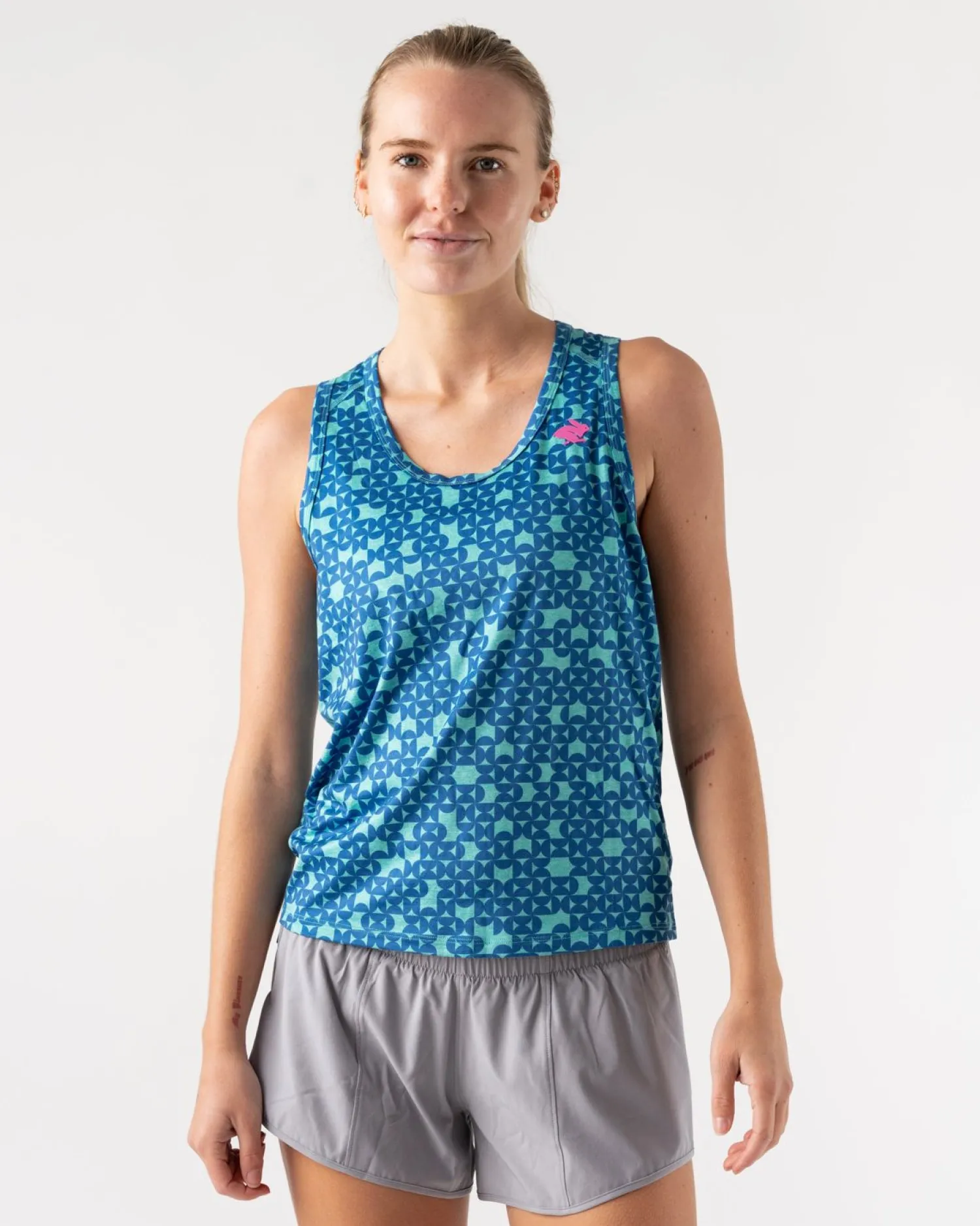 rabbit Tanks>Ez Tank Cropped Nouvean Navy Geo