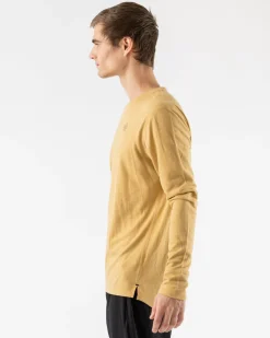 rabbit Long Sleeves><noscript><img width=