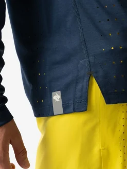rabbit Long Sleeves><noscript><img width=