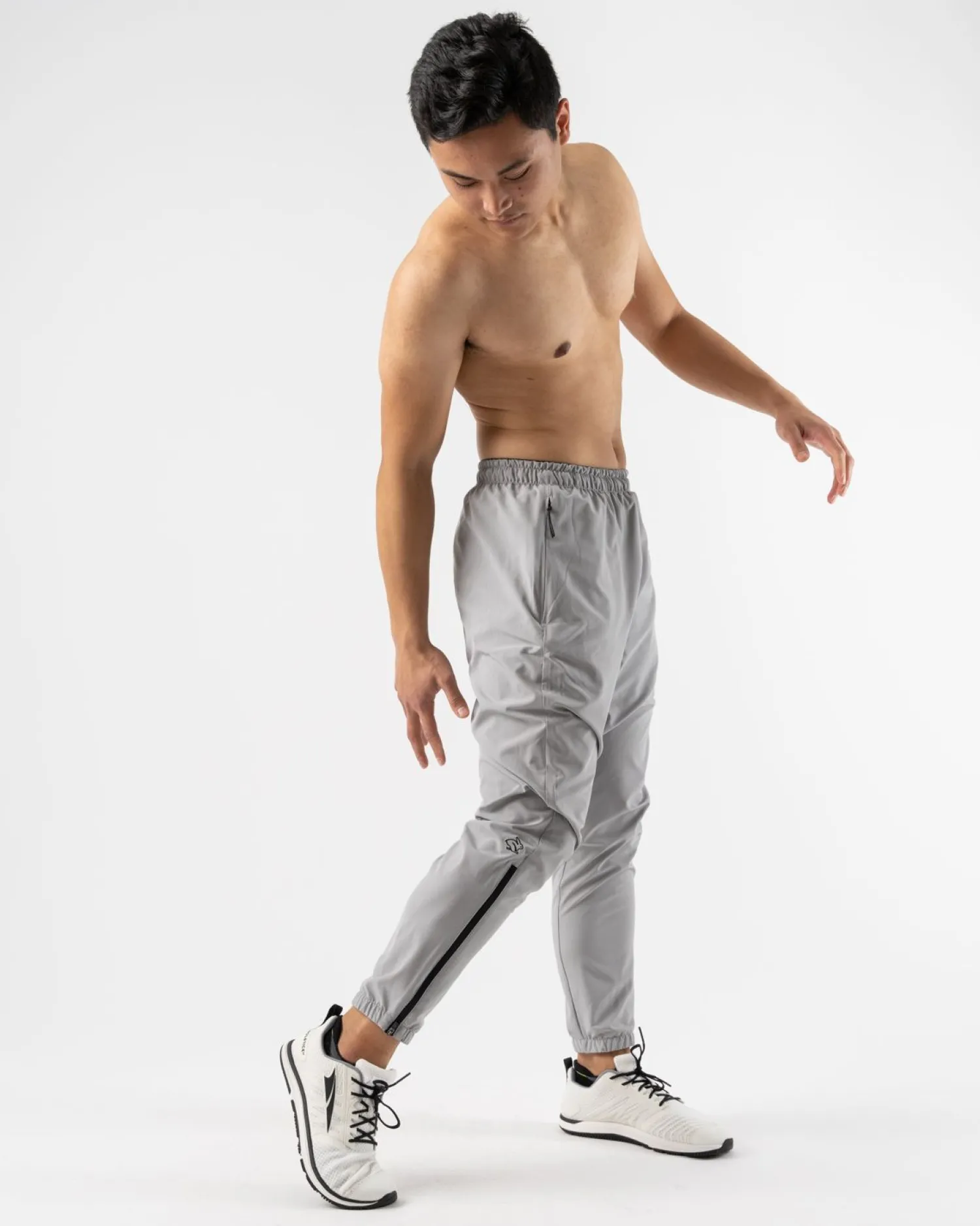 rabbit Joggers & Pants>Runners Alloy