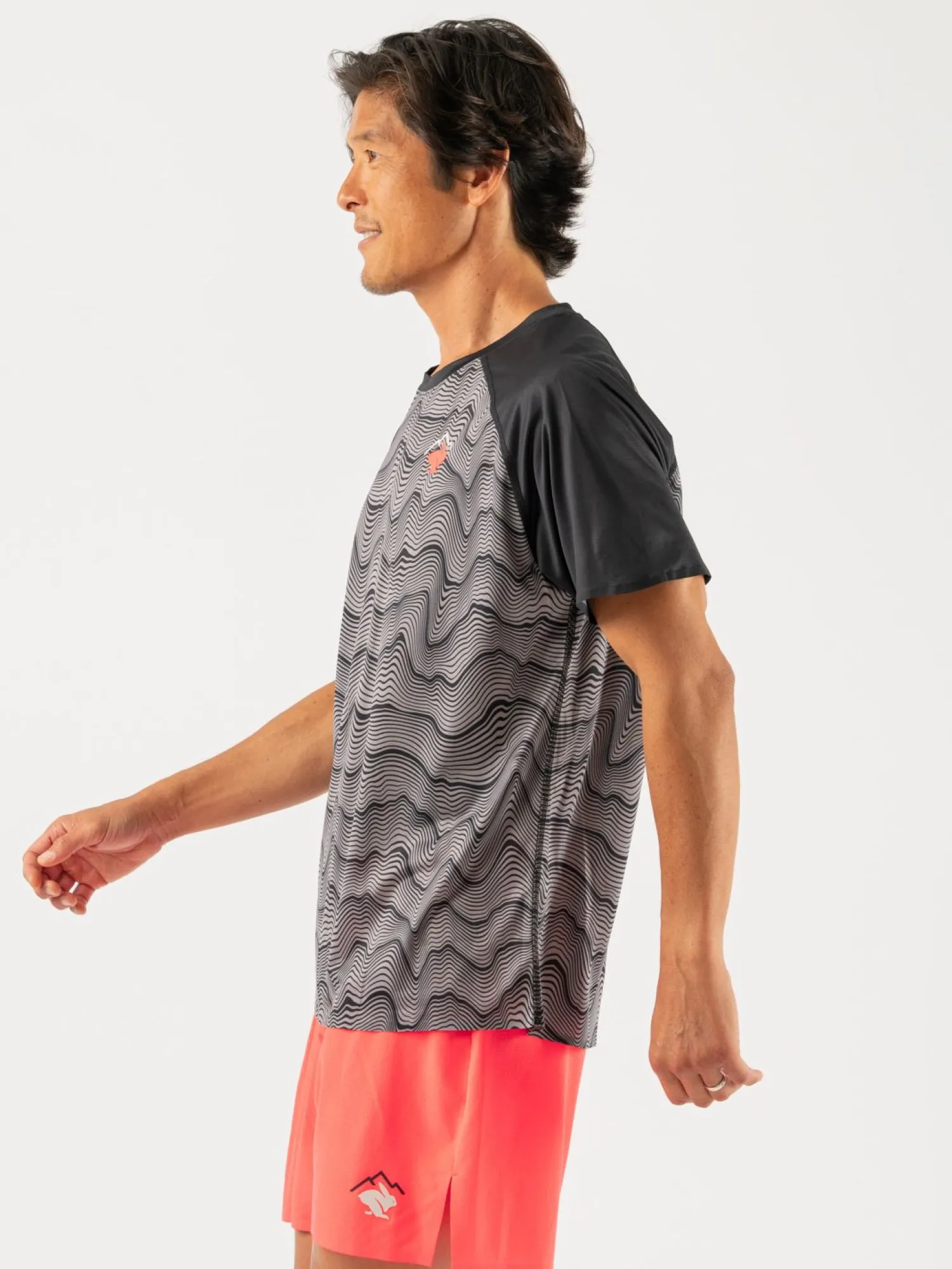 rabbit Short Sleeves>Switchback Tee December Sky Mountain