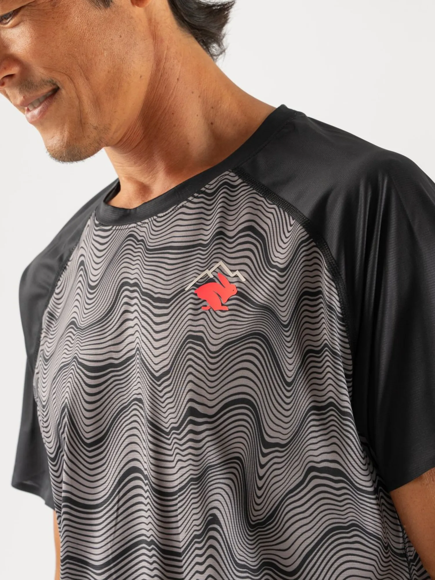 rabbit Short Sleeves>Switchback Tee December Sky Mountain